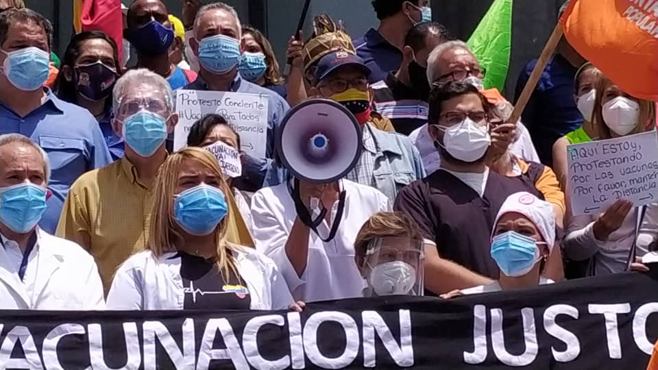 Trabajadores de la salud marchan al Pnud para exigir un plan de vacunación justo Trabajadores de la salud marchan al Pnud para exigir un plan de vacunación justo