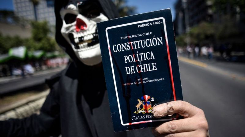 Qué se vota y qué está en juego en la "megaelección" de este fin de semana en Chile
