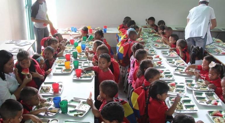 Colegios de Fe y Alegría y los Salesianos están dispuestos a apoyar al PMA