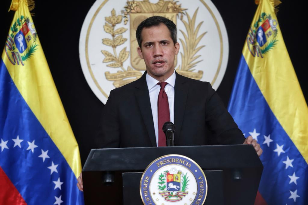 Guaidó acusa a Saab de intentar “blanquear a la dictadura” ante la CPI