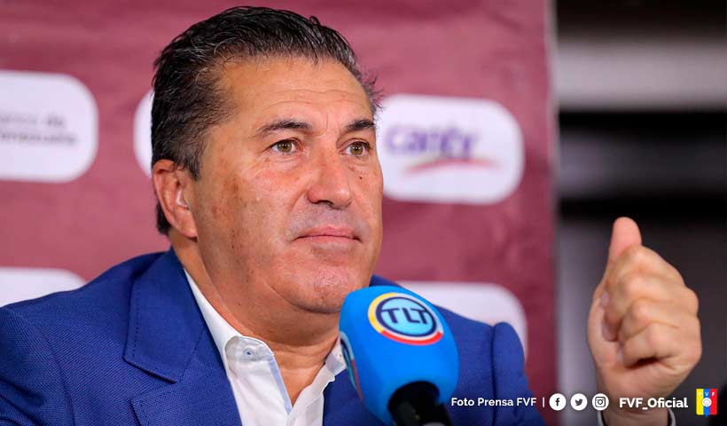 Federación Venezolana de Fútbol paga la deuda a José Peseiro