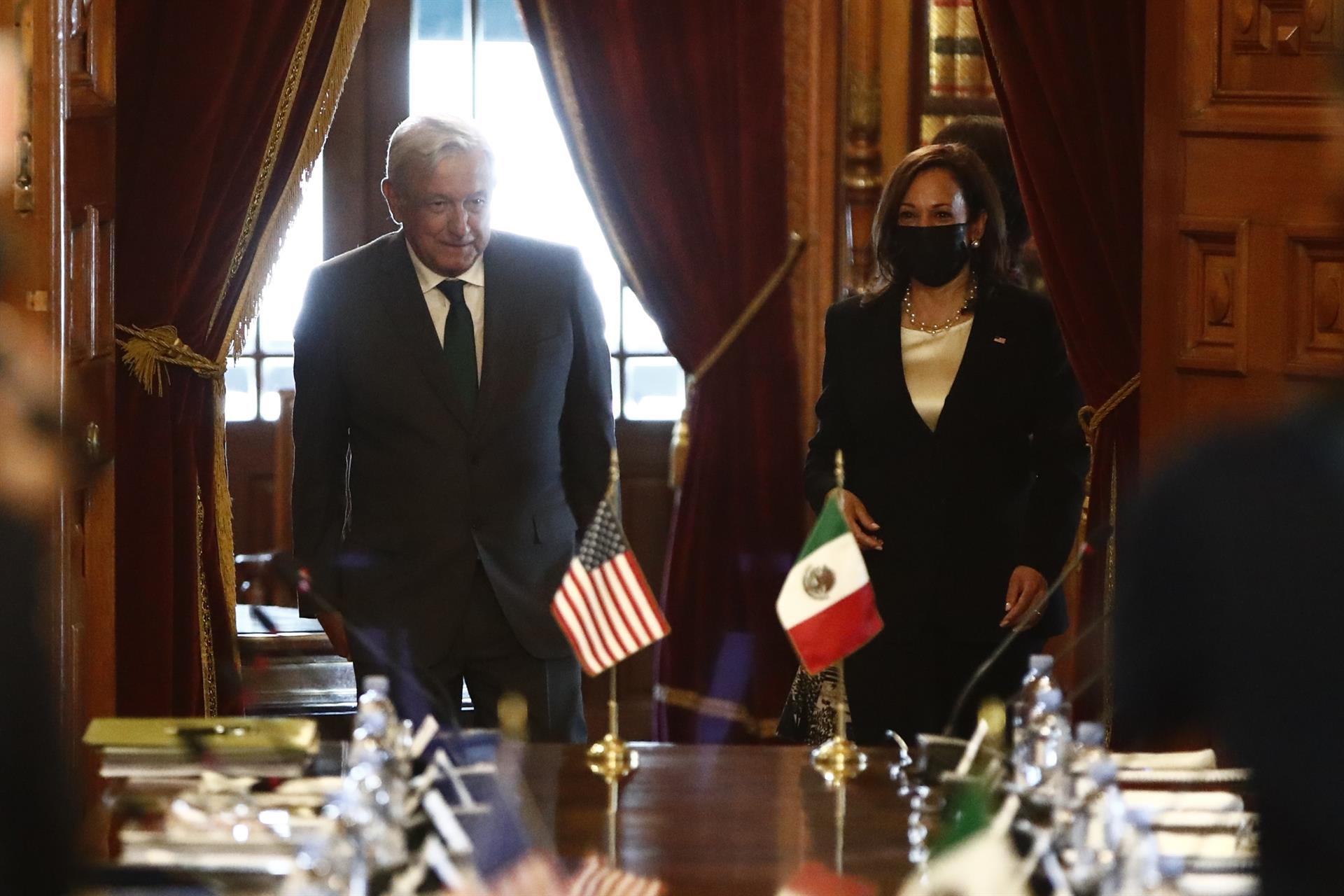 López Obrador destaca encuentro "trascendente y benéfico" con Kamala Harris