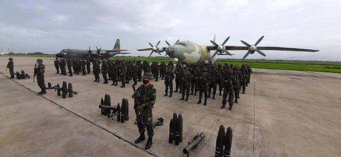 Ceofanb anuncia despliegue militar en Apure "para combatir y expulsar todo grupo irregular colombiano"