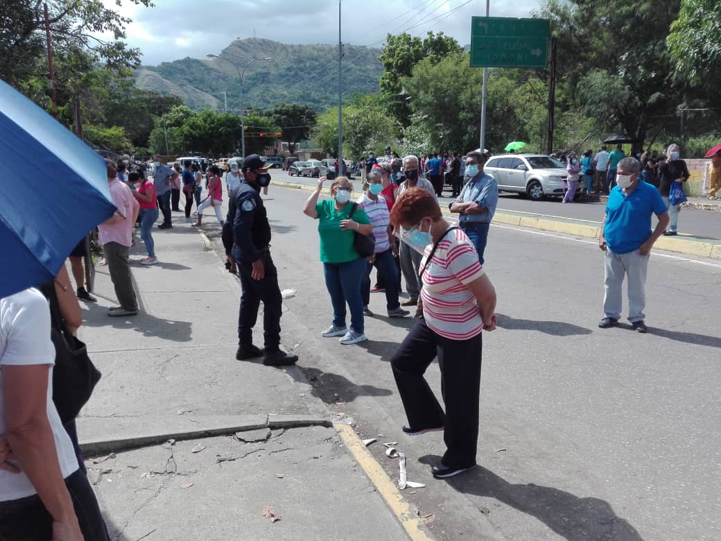 "Todo fue desinformación y desorden": testimonio de la vacunación en Maracay