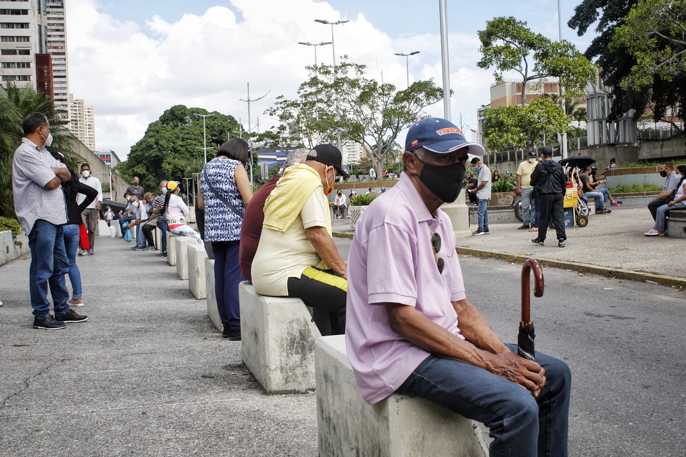 Orden y segundas dosis de Sputnik V siguen ausentes en Caracas tras un mes de vacunación - fármacos reconocidos