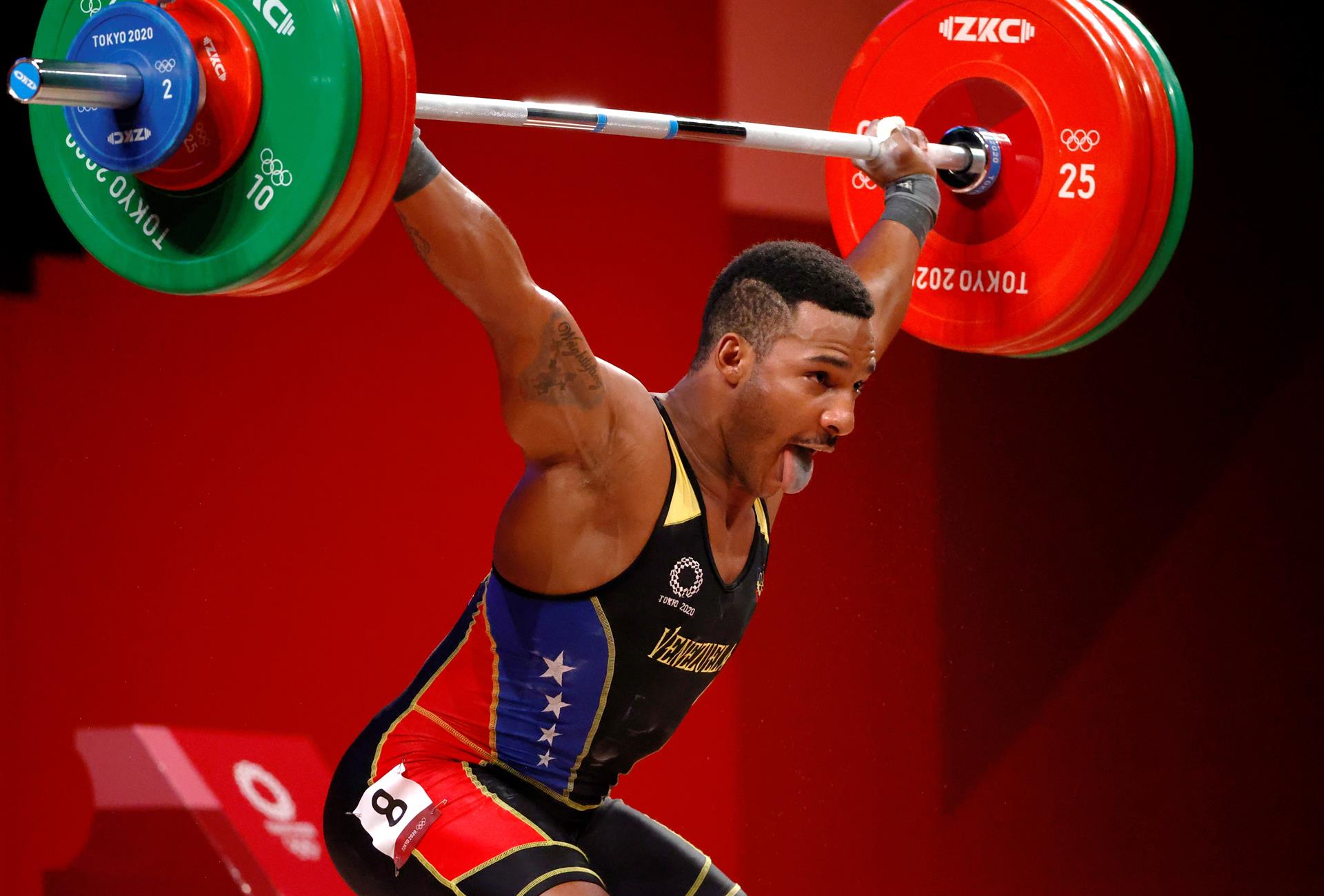 Pesista Julio Mayora gana medalla de Plata para Venezuela en Tokio