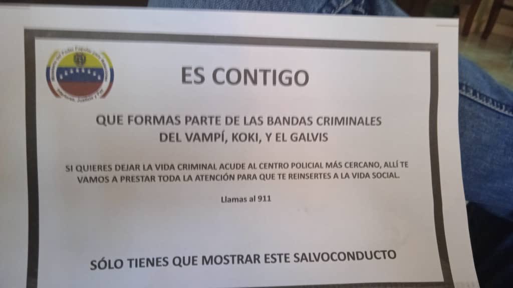 Helicóptero lanza panfletos en la Cota 905: recompensa por líderes bandas y salvoconducto a quienes se rindan