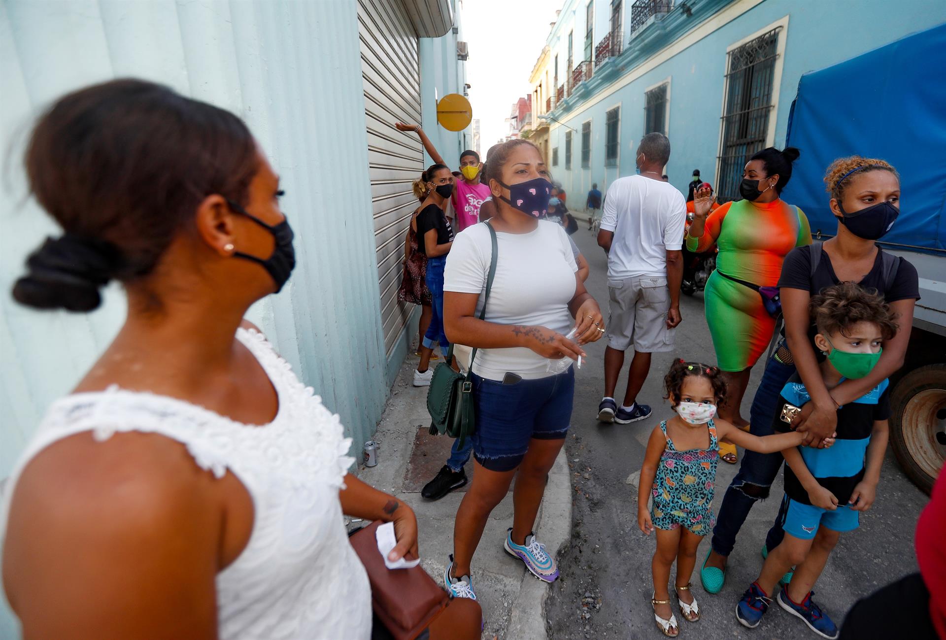 Un muerto en las protestas antigubernamentales en Cuba - detenidos en Cuba