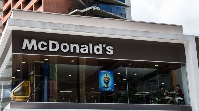 Crisis en Venezuela: por qué el país sudamericano es el más caro del mundo para comerse una hamburguesa de McDonald's