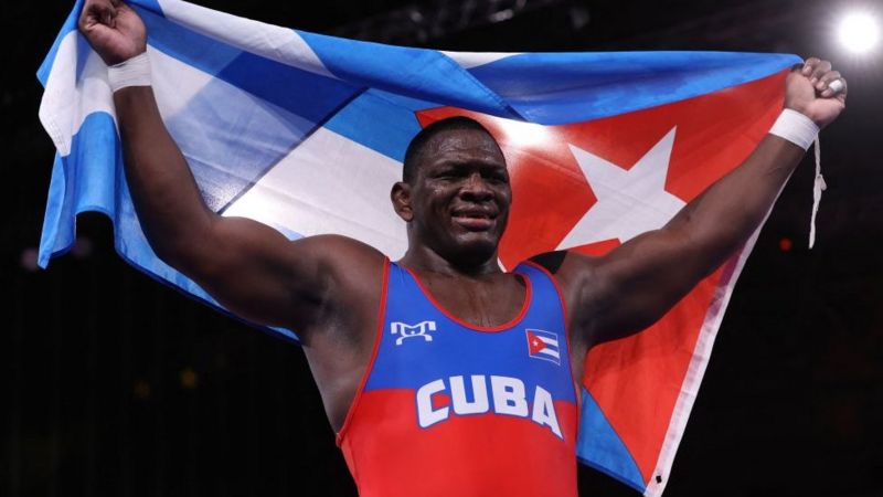 Tokio: 2 oros para Cuba en lucha grecorromana y Mijaín López se convierte en el luchador con más oros olímpicos de la historia