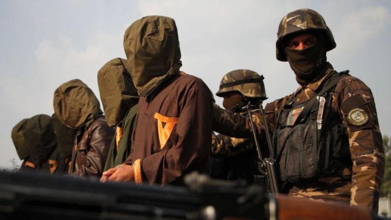 Tres grupos extremistas cohabitan en un convulso juego de poder en Afganistán: el Talibán, al Qaeda y Estado Islámico.