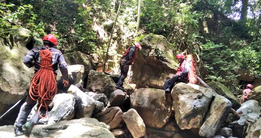Un niño de 13 años de edad que se estaba bañando en la quebrada del pozo Santa Rosa del Hatillo se encuentra desaparecido desde la tarde del lunes 23 de agosto,