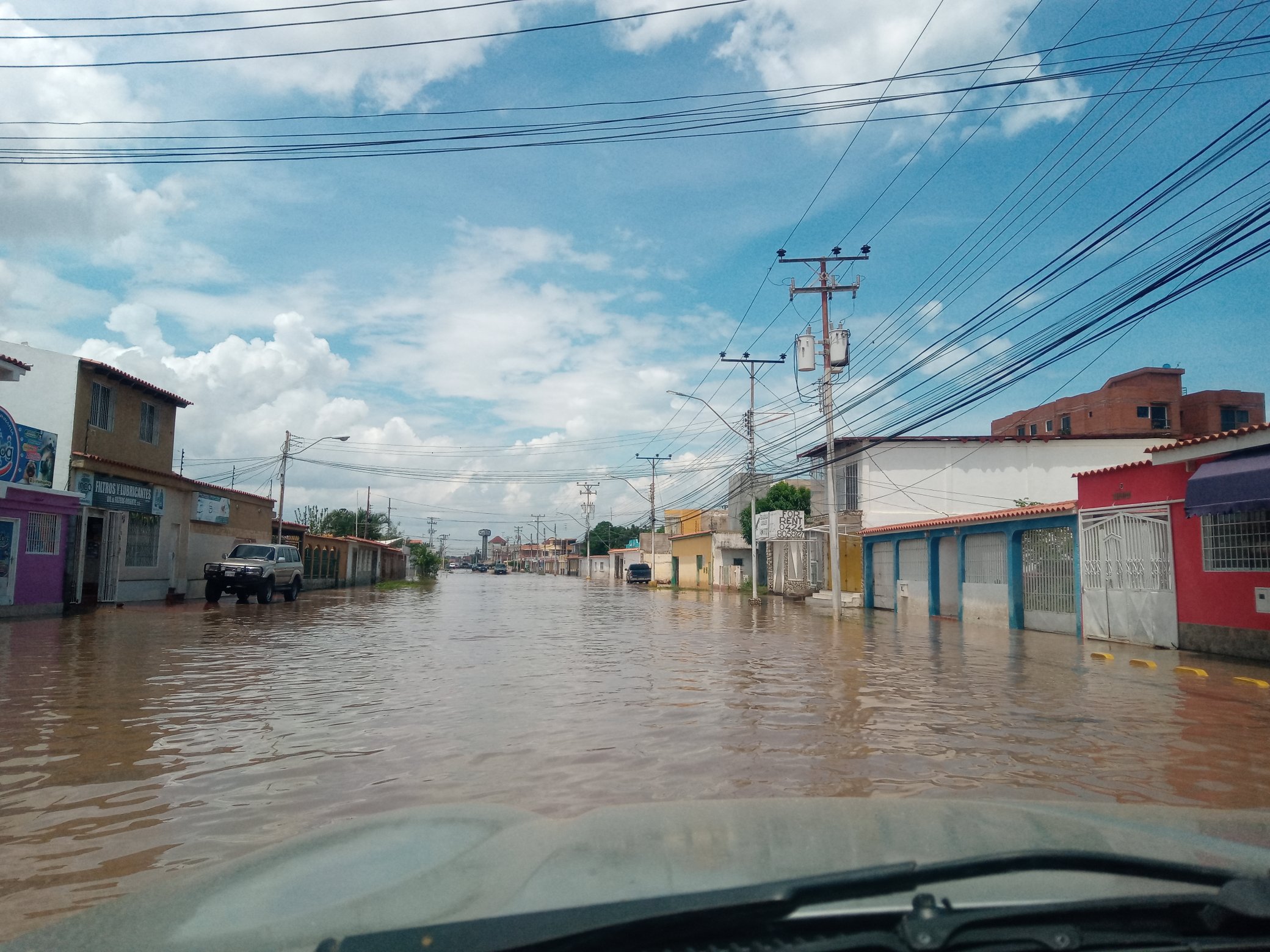 Intensas lluvias dejan afectadas a 120 familias en Anzoátegui y causan inundaciones en Sucre