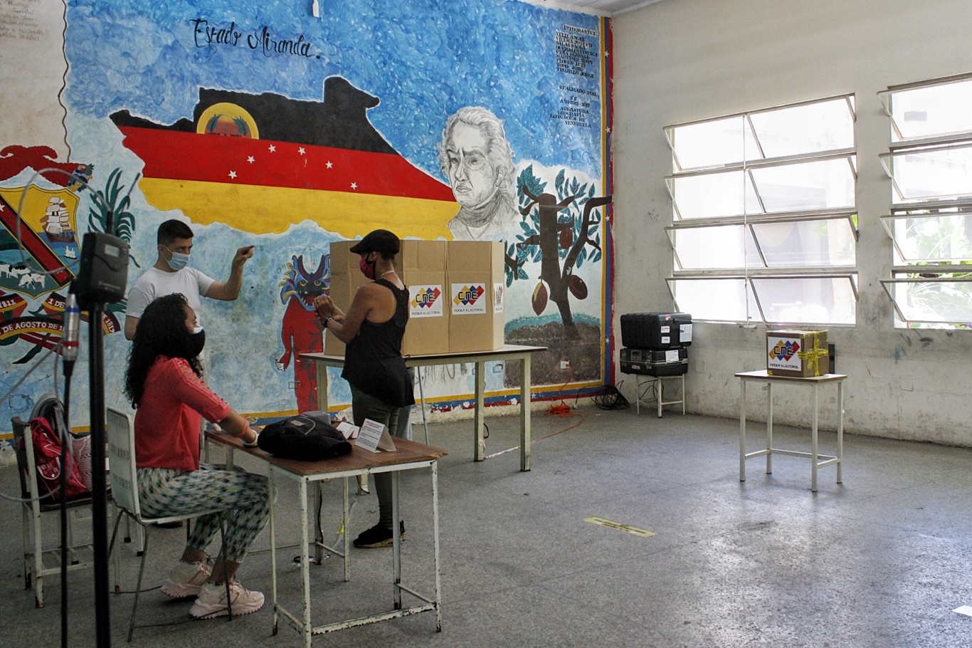 Disputa opositora en Miranda “aleja a la gente del voto” y exhibe debilidad de la MUD, señala analista