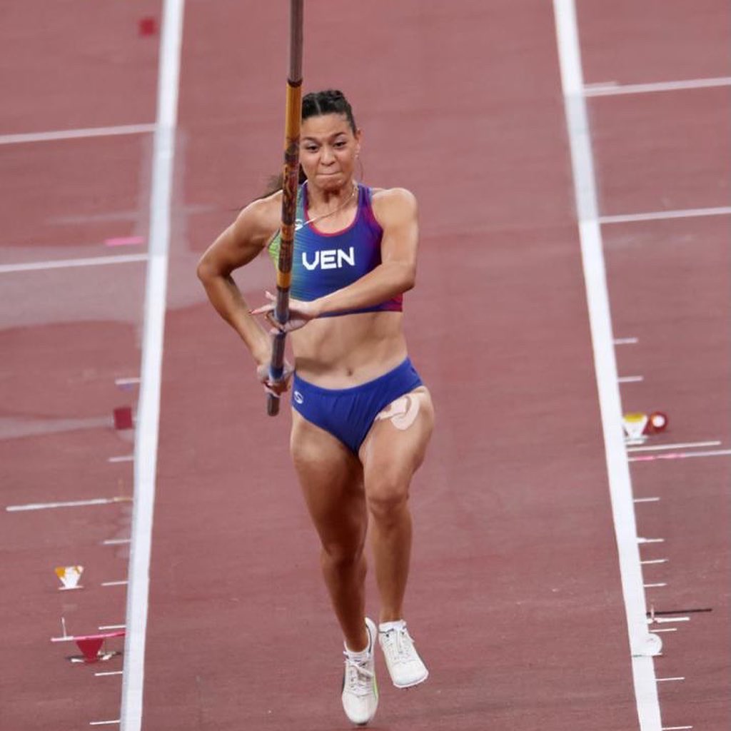 Robeilys Peinado está en la final de salto con pértiga #Tokyo2020