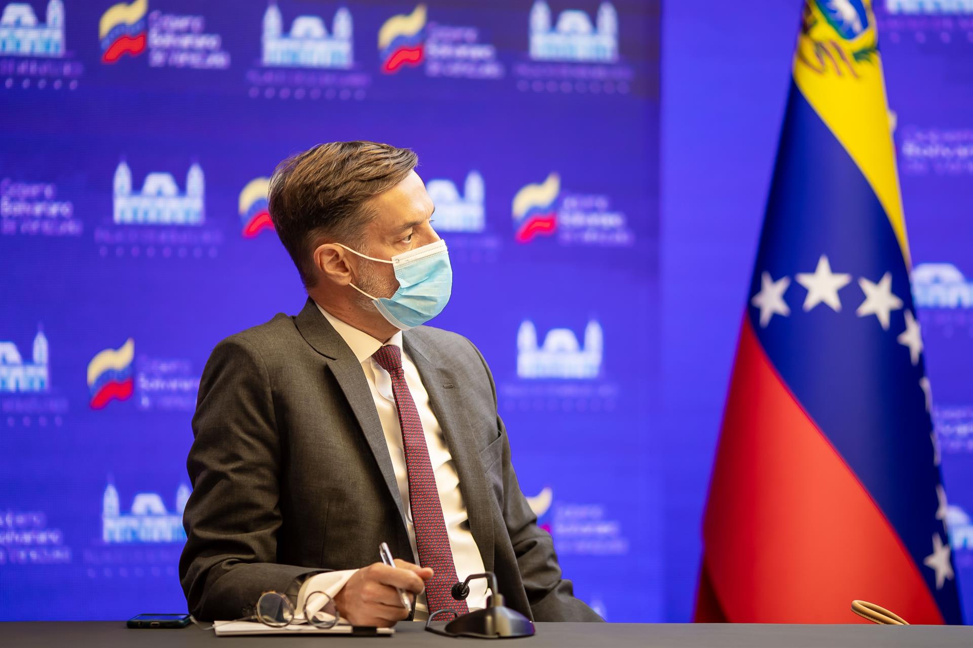 Plasencia saluda disposición de Perú para acompañar diálogo chavismo-oposición