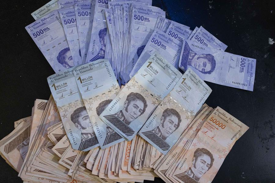 Reconversión monetaria en Venezuela, ¿desarrollo de la economía o fracaso?Reconversión monetaria en Venezuela, ¿desarrollo de la economía o fracaso?