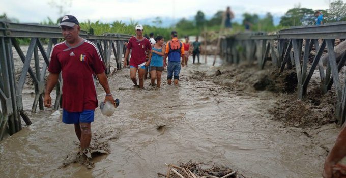 Más de 1.200 familias afectadas en Zulia por desbordamiento de río Chama