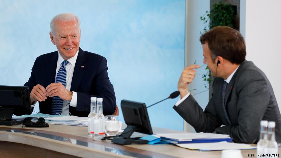 Biden y Macron acuerdan reunirse en Europa en octubre para zanjar la crisis