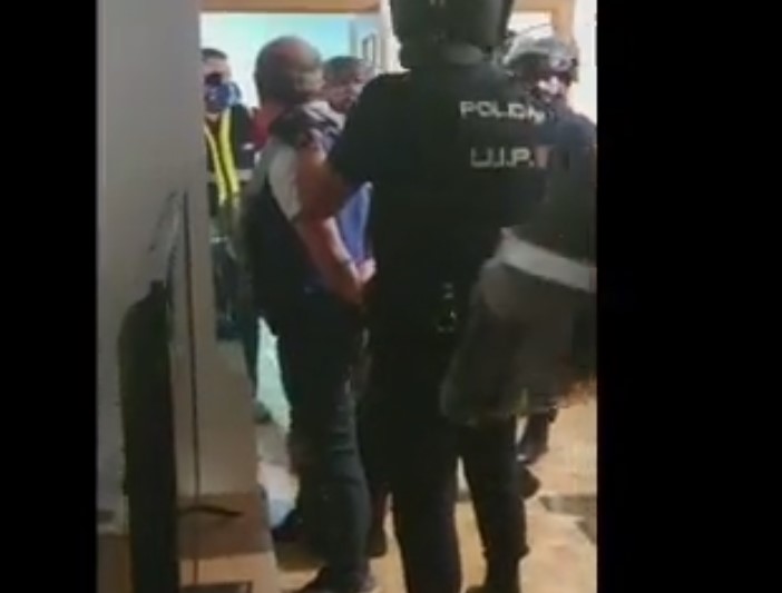 Policía Nacional española detiene en Madrid a Hugo "El Pollo" Carvajal