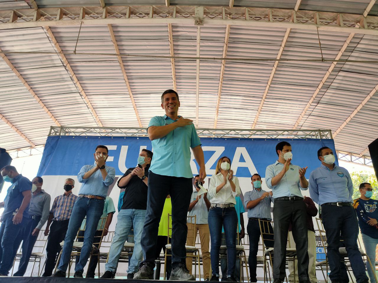 Fuerza Vecinal presenta candidatos a gobernación y alcaldías de Miranda