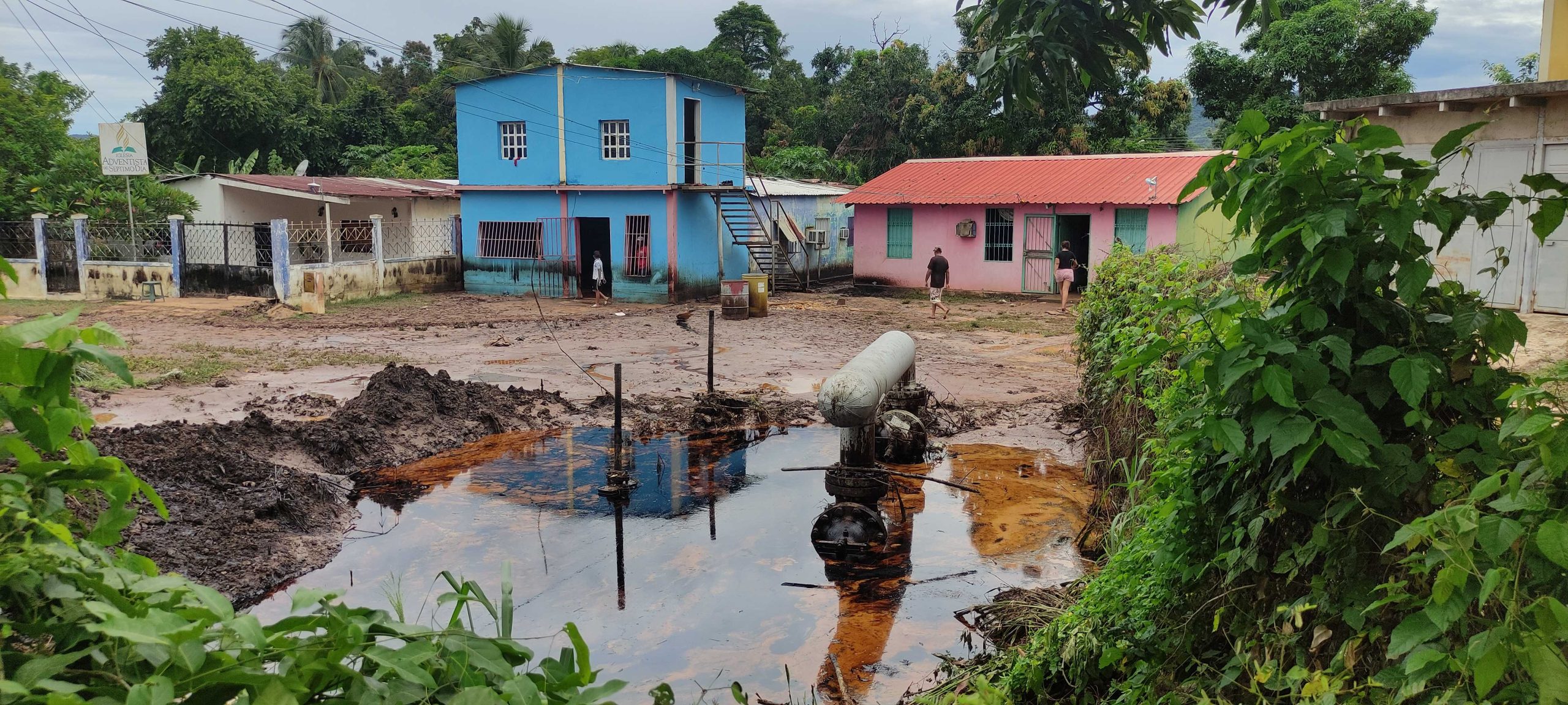 Inundaciones, derrames de petróleo y damnificados dejaron las lluvias en el oriente de Venezuela