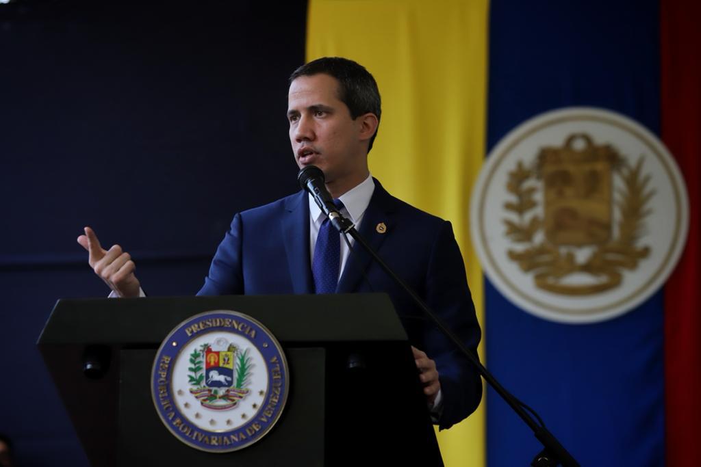 Acceso a recursos del Fondo Monetario Internacional se discutirá en la mesa de negociación