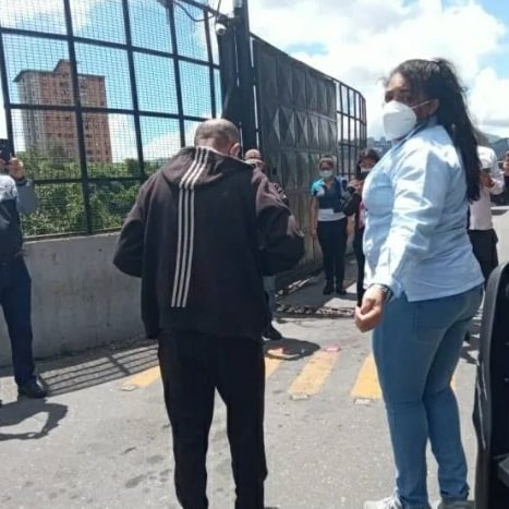 Exgobernador de Sucre Ramón Martínez sale del Sebin