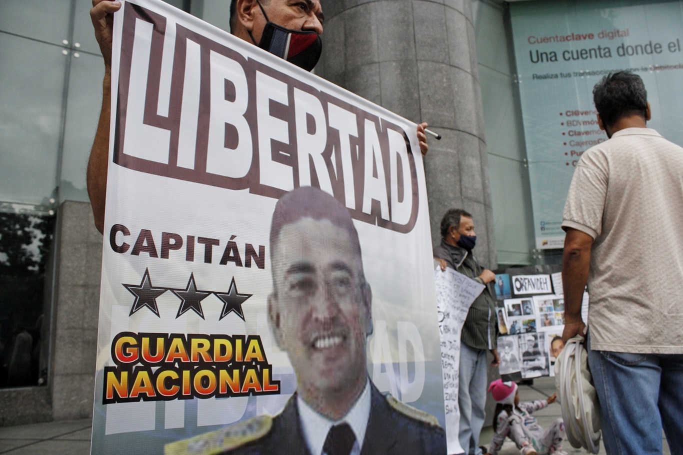 Organizaciones protestan ante el PNUD para exigir que Karim Khan se reúna con víctimas de violaciones de DDHH 