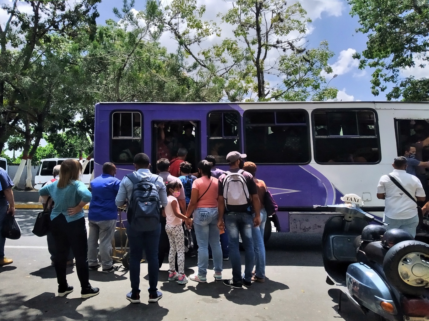Transporte interurbano está dispuesto a pagar 20 centavos de dólar por litro de diésel