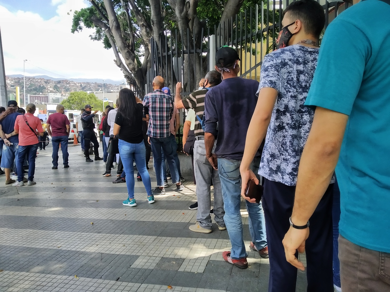 OPS alerta sobre aumento de casos de COVID-19 en Venezuela