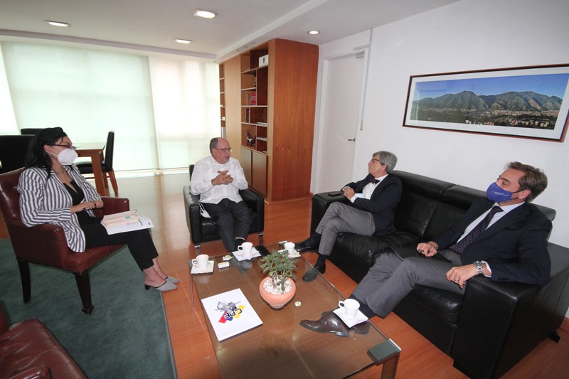 CNE insiste en que Borrell debe rectificar declaraciones "injerencistas"