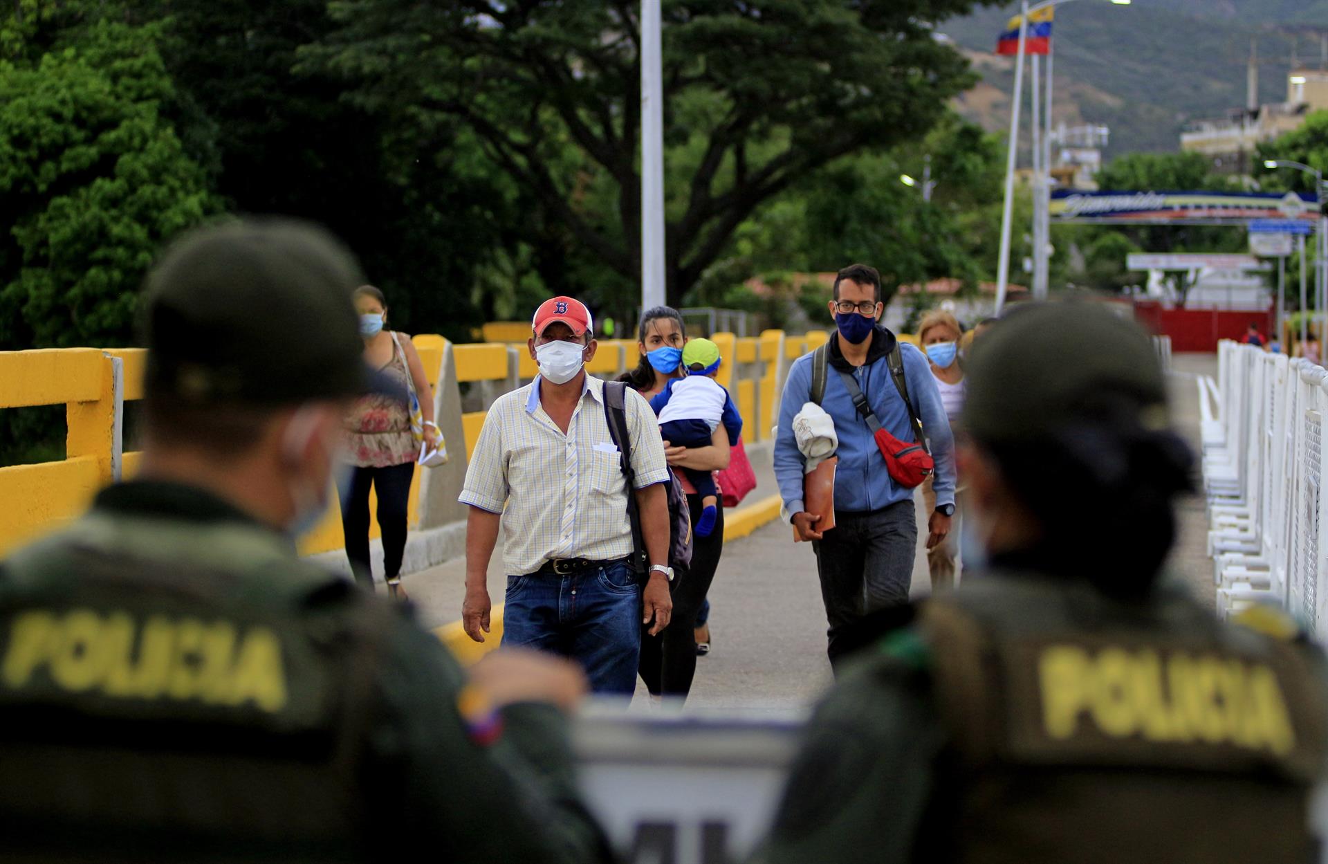 Maduro invita a inversionistas colombianos a retomar comercio con Venezuela
