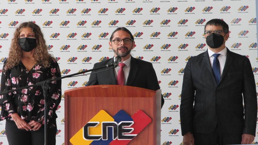 Ministro Ñáñez plantea vigilancia de redes sociales durante campaña electoral
