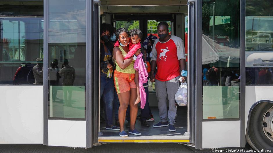 Amnistía Internacional exigió a Estados Unidos y México frenar deportaciones de haitianos