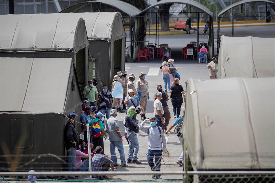 "No hay cupo": Caracas vive su mayor repunte de casos de COVID-19