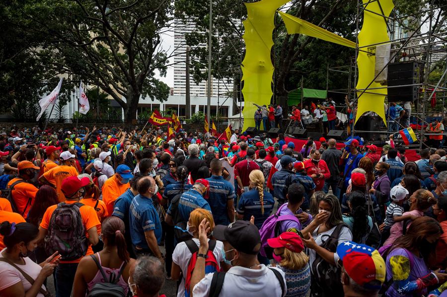 ¿Conmemoración de la resistencia indígena o campaña chavista?