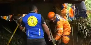 Deslizamiento de tierra deja 12 muertos y 10 heridos en Colombia