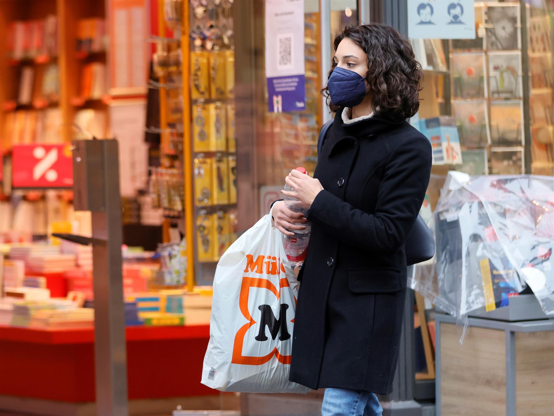 Contagios en Alemania se disparan a nuevo máximo de 50.000 en un día