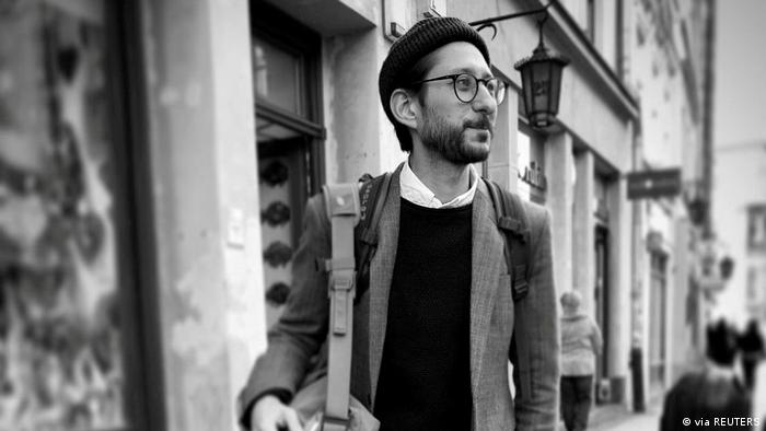 Periodista estadounidense detenido en Birmania es condenado a 11 años de cárcel