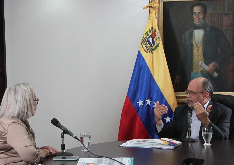 Presidente del CNE dice que producción de máquinas de votación supera el 56 %
