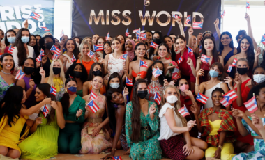 Posponen 90 días Miss Mundo 2021 por casos de COVID-19 entre concursantes y técnicos