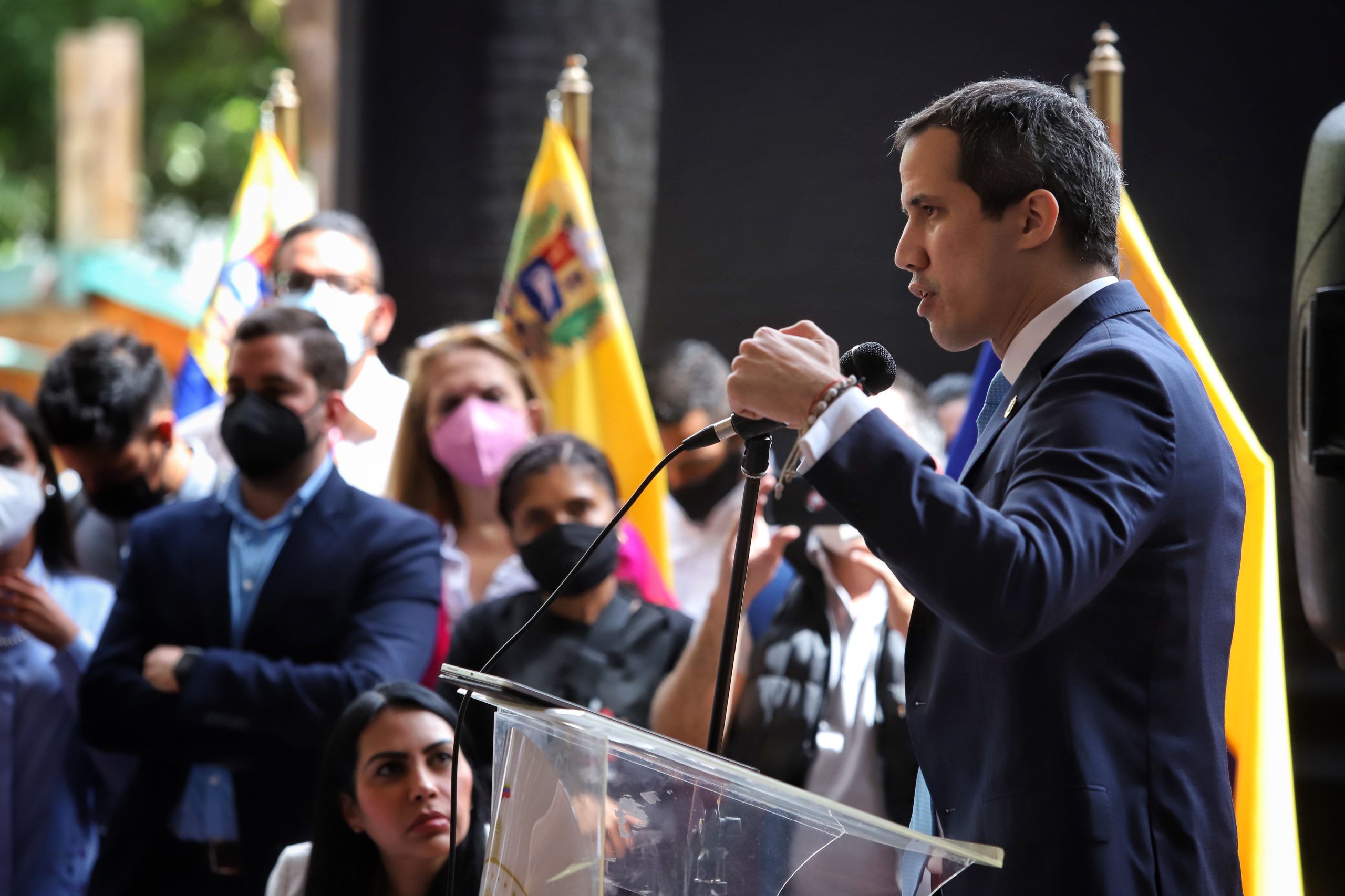 En claves: ¿Cuánto dinero público ha administrado el gobierno interino?