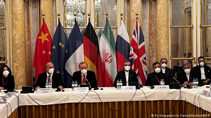 La UE pausa negociaciones y pide “decisiones políticas” para salvar pacto nuclear con Irán