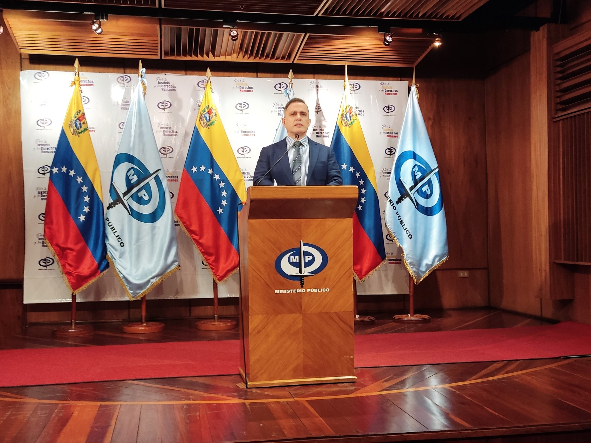 Fiscal detalla delitos que imputaron a los 17 sentenciados por magnicidio frustrado