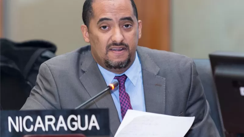 El embajador de Nicaragua ante la OEA denuncia públicamente al gobierno de Ortega