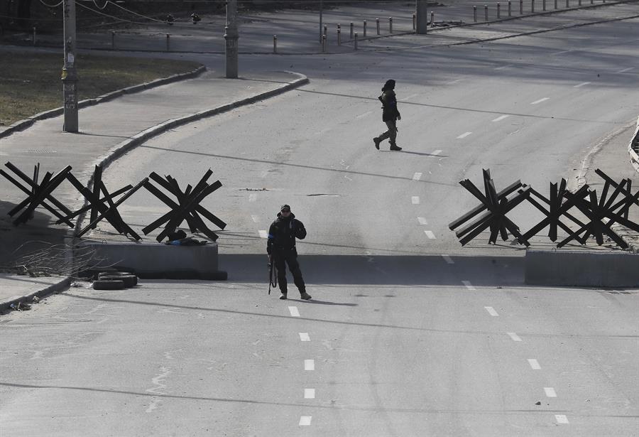 EEUU advierte de que el repliegue ruso de las cercanías de Kiev "no es real"