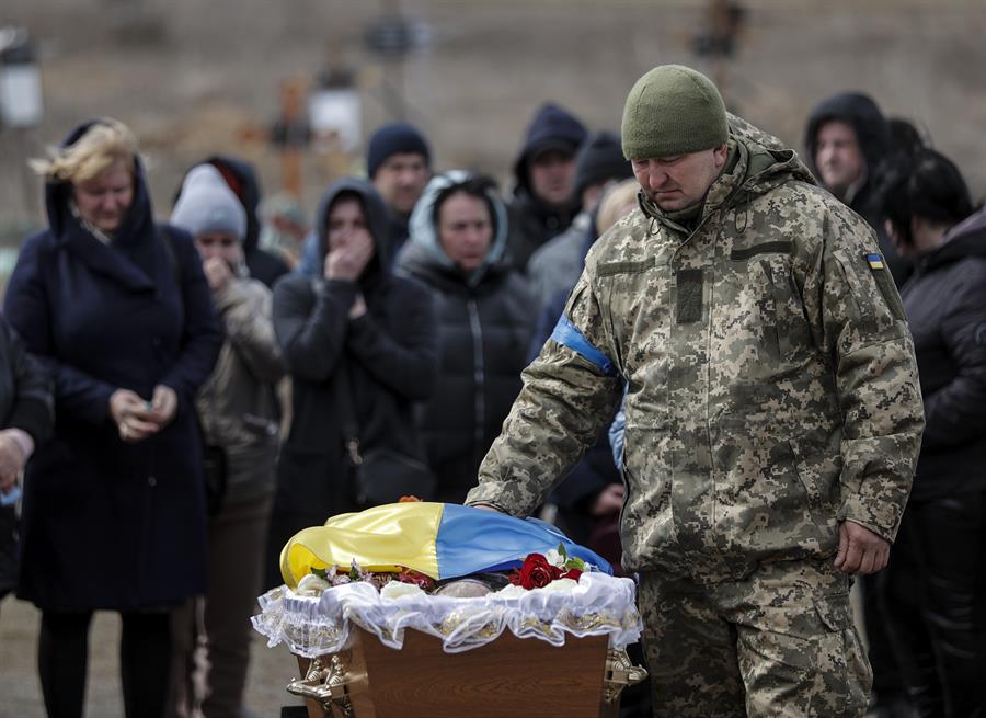 Ucrania teme nueva ofensiva sobre Kiev tras reagrupamiento de tropas rusas