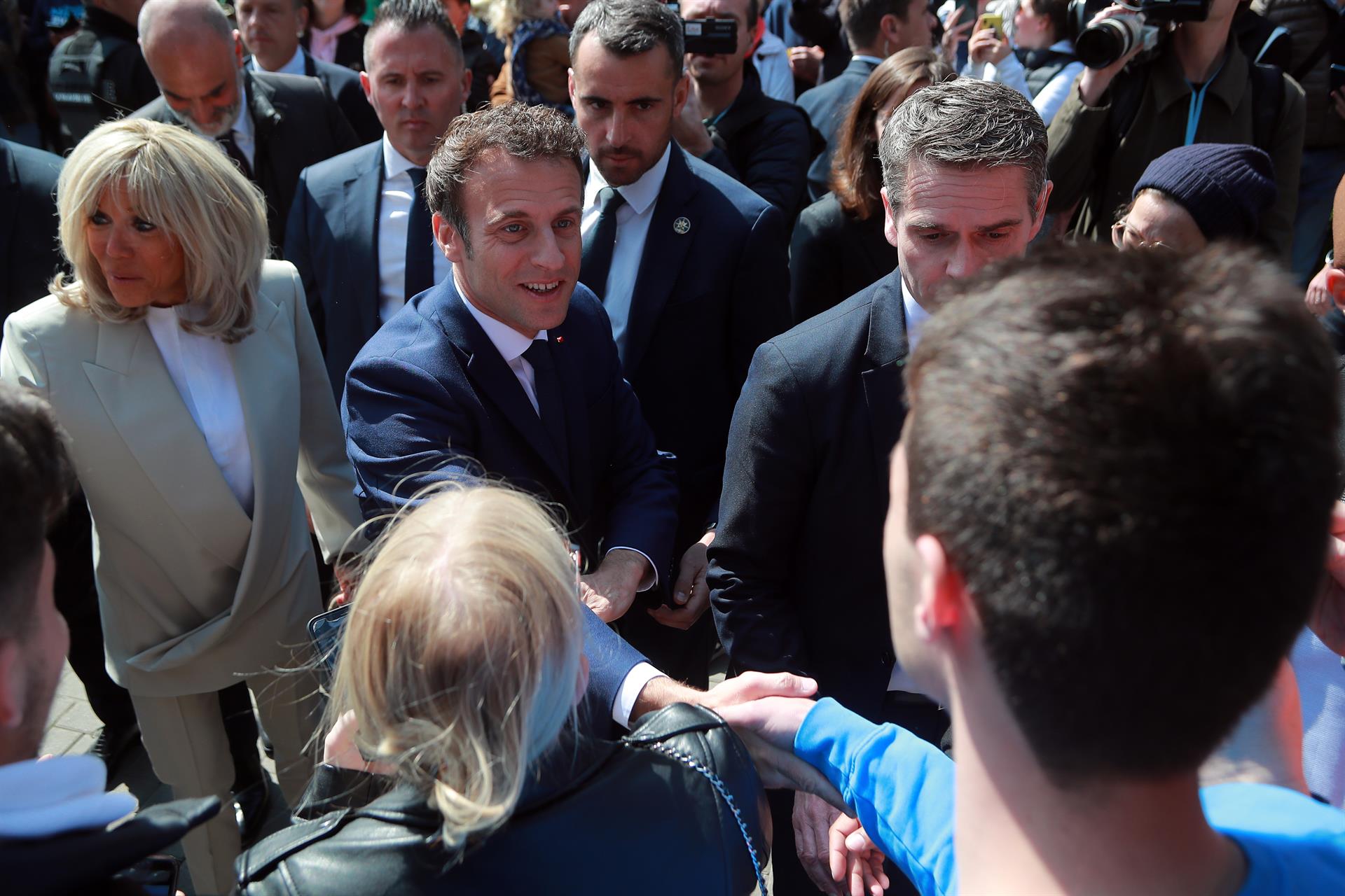 Macron reelegido presidente de Francia, según las proyecciones de voto