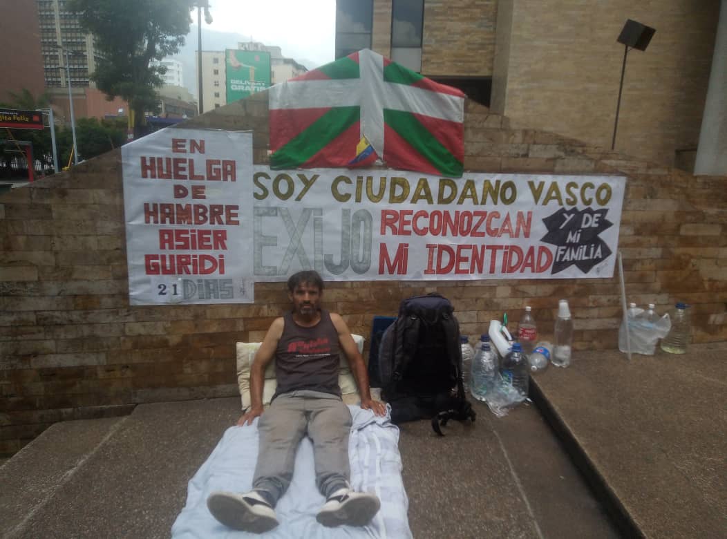 Claves de la protesta del refugiado vasco Asier Guridi en Caracas
